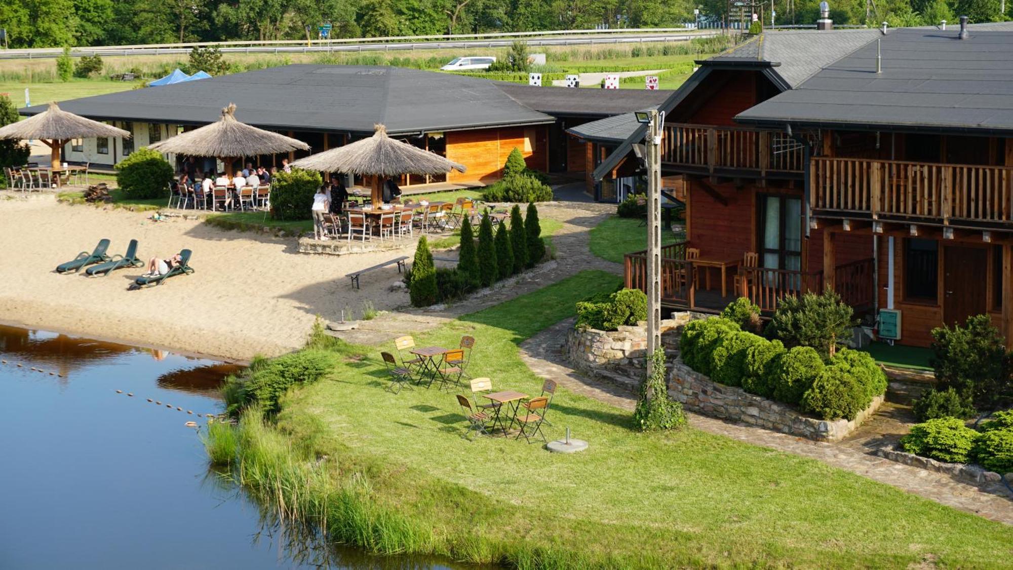 Dworek Nad Pilica Otel Nowe Miasto nad Pilicą Dış mekan fotoğraf